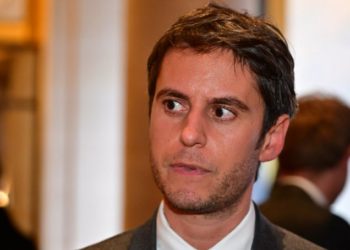 Gabriel Attal : ce livre qu’il prépare avec un célèbre animateur français