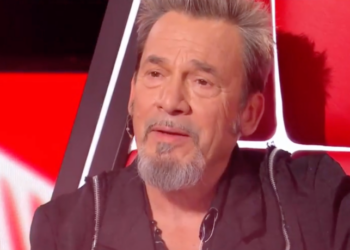 « Vous nous touchez en plein coeur » : Au bord des larmes, Florent Pagny bouleverse Nikos Aliagas dans « The Voice » sur TF1