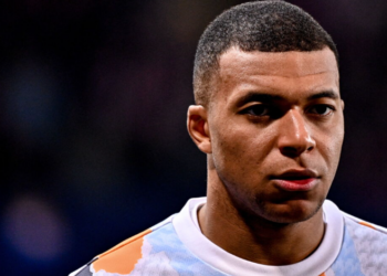 Kylian Mbappé défend sa mère Fayza Lamari : “Les gens parlent mal d’elle”