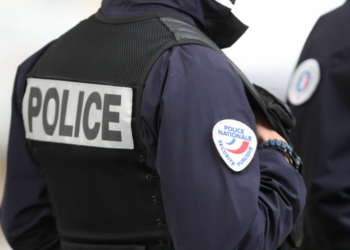 Drame à Paris : un nourrisson j*té du 2e étage d’un hôtel, sa mère internée