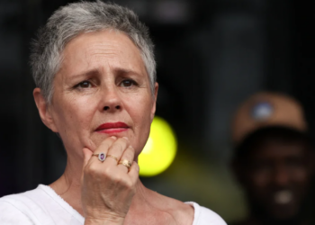 Charlotte Gainsbourg : “lécher les…”, cette scène immonde qui ne quittera jamais l’esprit d&rsquo;Anouk Grinberg