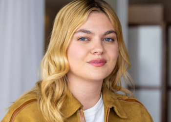 Louane modifie sa chanson à un mois de l'Eurovision 2025 : un extrait dévoilé 9 Louane modifie sa chanson à un mois de l'Eurovision 2025 : un extrait dévoilé Louane modifie sa chanson à un mois de l’Eurovision 2025 : un extrait dévoilé