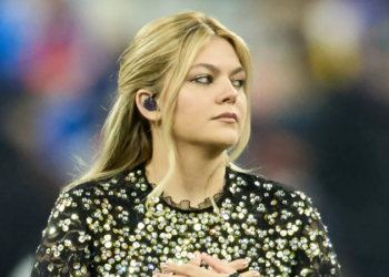 Eurovision : Louane enregistre sa chanson "maman" en anglais, voici un extrait ! 2 Eurovision : Louane enregistre sa chanson "maman" en anglais, voici un extrait ! Eurovision : Louane enregistre sa chanson « maman » en anglais, voici un extrait !