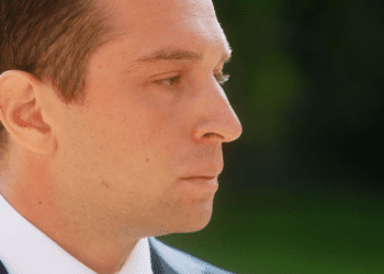 “La dissimulation est très troublante…”, cette photo de Jordan Bardella étrangement jamais publiée 1 “La dissimulation est très troublante…”, cette photo de Jordan Bardella étrangement jamais publiée “La dissimulation est très troublante…”, cette photo de Jordan Bardella étrangement jamais publiée