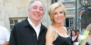 Evelyne Dhéliat, la vie d’après : comment elle a “avancé” après la m*rt de son mari