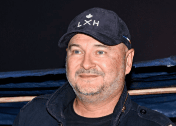 « Il a détruit ma vie » : Cauet fait son retour à la radio, l&rsquo;une de ses victimes présumées témoigne