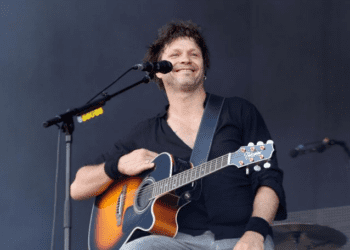 Bertrand Cantat : cette décision radicale et à contre-temps prise par un média