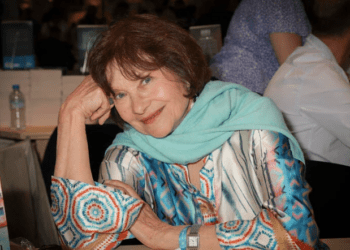 Macha Méril : à quoi ressemble le domaine de la Motte, le château qu&rsquo;elle a hérité de Michel Legrand ?