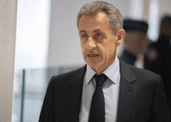 Nicolas Sarkozy un peu parti en pleine interview ? Ce comportement dérangeant de l’ex-président