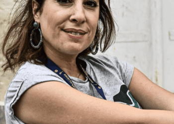 Léa Salamé s&rsquo;est envolée à 3000km de Paris dans un lieu hautement symbolique : elle partage son émotion en images