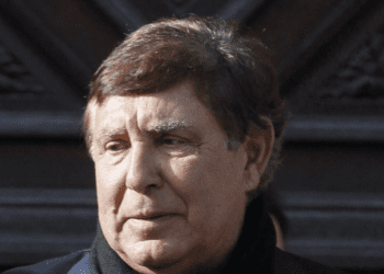 Le grand retour de Jean-Pierre Foucault sur Europe 1 ne s&rsquo;est pas passé comme prévu : « L&rsquo;émission est bouleversée »