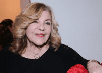 Nicoletta touchée par le décès du pape François : la chanteuse va lui rendre hommage à sa manière