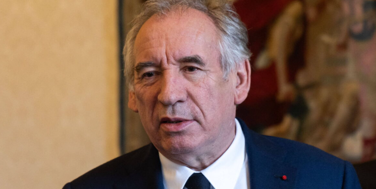 Capture decran 2025 04 23 002337 François Bayrou