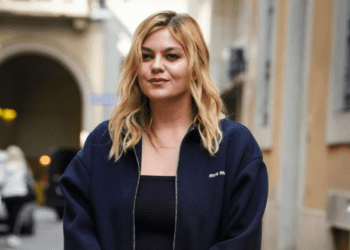 Eurovision 2025 : Louane prévenue sur les coulisses du concours, « L&rsquo;ambiance va être parfois compliquée »