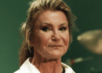 Sheila, ce qu&rsquo;elle a fait après le décès de son fils : « Quoi qu&rsquo;il me soit arrivé… »