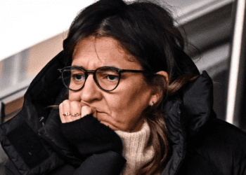 « J’ai dit à Kylian qu’on ne nous méritait pas »: la mère de Mbappé révèle avoir voulu « partir » du SM Caen