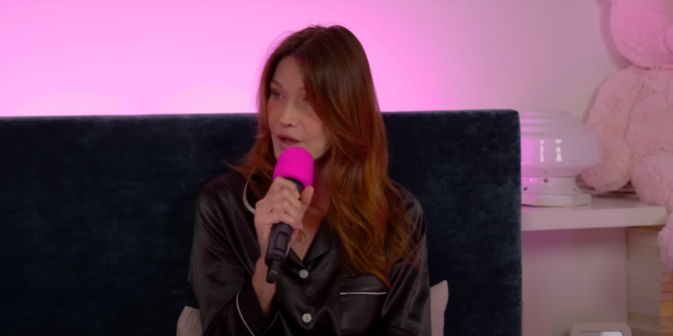 Capture decran 2025 04 30 134215 Carla Bruni