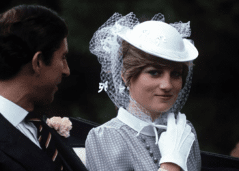 Lady Diana : le montant qu&rsquo;elle a reçu après son divorce avec le prince Charles dévoilé !