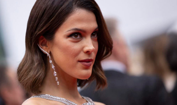 Capture decran 2025 05 04 214959 Iris Mittenaere
