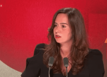 Marine Le Pen condamnée : « Les juges ont raison d&rsquo;appliquer la loi », mais c&rsquo;est « le peuple qui doit décider », affirme Sarah Knafo, de Reconquête