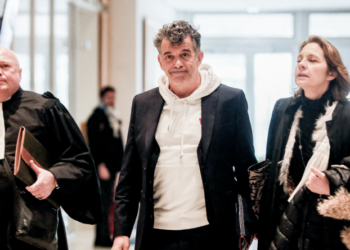 Stéphane Plaza interpellé : nouveau coup de massue pour l’animateur