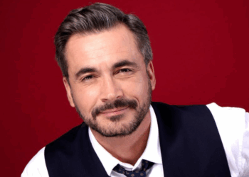 Surprise ! Après Olivier Minne, un grand acteur français rejoint M6 à l'animation ! 10 Surprise ! Après Olivier Minne, un grand acteur français rejoint M6 à l'animation ! Surprise ! Après Olivier Minne, un grand acteur français rejoint M6 à l’animation !
