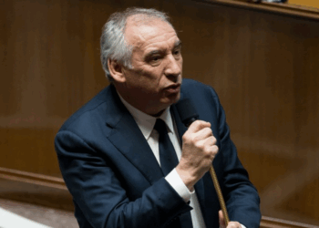 Affaire Bétharram : le collectif de victimes produit un document qui contredit François Bayrou 2 Affaire Bétharram : le collectif de victimes produit un document qui contredit François Bayrou Affaire Bétharram : le collectif de victimes produit un document qui contredit François Bayrou