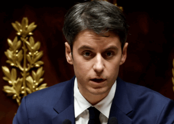 Justice des mineurs : fin de l’excuse de minorité, comparution immédiate… la controversée loi Attal résiste au parlement