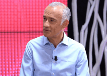 "Avec les impôts que je paye..." : Gilles Bouleau (63 ans) dévoile son salaire sans broncher 18 "Avec les impôts que je paye..." : Gilles Bouleau (63 ans) dévoile son salaire sans broncher « Avec les impôts que je paye… » : Gilles Bouleau (63 ans) dévoile son salaire sans broncher