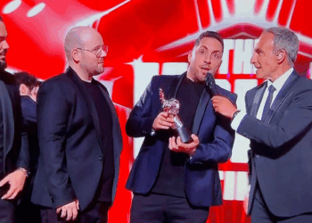 “Ça a aidé” : le groupe Il Cello, vainqueur de The Voice, reconnaît avoir bénéficié d’un gros coup de pouce de la production durant la saison 9 “Ça a aidé” : le groupe Il Cello, vainqueur de The Voice, reconnaît avoir bénéficié d’un gros coup de pouce de la production durant la saison “Ça a aidé” : le groupe Il Cello, vainqueur de The Voice, reconnaît avoir bénéficié d’un gros coup de pouce de la production durant la saison