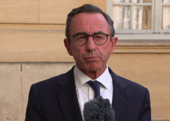 Vers une démission? Bruno Retailleau refuse de défendre le vote à la proportionnelle voulu par François Bayrou