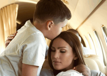 “Il m’arrive un truc très grave” : Vitaa fait part d’un gros problème qu’elle rencontre avec sa fille