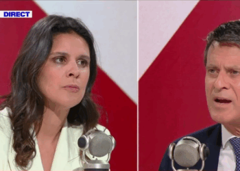 « La crise dans les ménages » : Apolline de Malherbe fait mouche, Manuel Valls ironise 18 « La crise dans les ménages » : Apolline de Malherbe fait mouche, Manuel Valls ironise « La crise dans les ménages » : Apolline de Malherbe fait mouche, Manuel Valls ironise