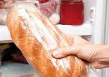 Cette erreur que tout le monde fait en congelant du pain peut être risquée pour votre santé 12 Cette erreur que tout le monde fait en congelant du pain peut être risquée pour votre santé Cette erreur que tout le monde fait en congelant du pain peut être risquée pour votre santé