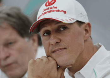 "Alité" et vulnérable, Michael Schumacher victime d’un maître-chanteur : “Il a menacé de tout publier sur le dark web” 3 "Alité" et vulnérable, Michael Schumacher victime d’un maître-chanteur : “Il a menacé de tout publier sur le dark web” « Alité » et vulnérable, Michael Schumacher victime d’un maître-chanteur : “Il a menacé de tout publier sur le dark web”