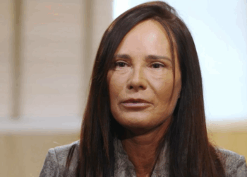 "Un mois à vivre" : Nathalie Marquay frappée par la leucémie, son combat dévoilé 4 "Un mois à vivre" : Nathalie Marquay frappée par la leucémie, son combat dévoilé « Un mois à vivre » : Nathalie Marquay frappée par la leucémie, son combat dévoilé