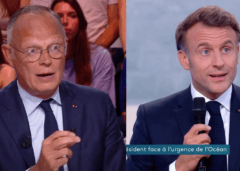 Édouard Philippe met K.O Emmanuel Macron 3 Édouard Philippe met K.O Emmanuel Macron Édouard Philippe met K.O Emmanuel Macron