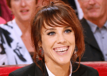 Zaz : "sans thune et à la rue", sans pudeur sur ses galères, "la méchanceté qu’il peut y avoir" 15 Zaz : "sans thune et à la rue", sans pudeur sur ses galères, "la méchanceté qu’il peut y avoir" Zaz : « sans thune et à la rue », sans pudeur sur ses galères, « la méchanceté qu’il peut y avoir »
