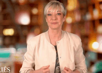 « On finit par ne plus regarder » : Estelle Dossin fait le bilan de « Mariés au premier regard » et se fait atomiser par les internautes