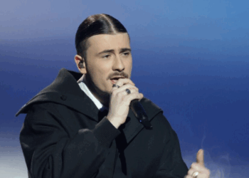 Pierre Garnier épuisé depuis sa sortie de la Star Academy, le chanteur révèle les conséquences de son rythme de vie sur sa santé 5 Pierre Garnier épuisé depuis sa sortie de la Star Academy, le chanteur révèle les conséquences de son rythme de vie sur sa santé Pierre Garnier épuisé depuis sa sortie de la Star Academy, le chanteur révèle les conséquences de son rythme de vie sur sa santé