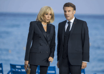 Brigitte et Emmanuel Macron en Norvège : leur somptueux dîner avec le roi Harald V et la reine Sonja en images 9 Brigitte et Emmanuel Macron en Norvège : leur somptueux dîner avec le roi Harald V et la reine Sonja en images Brigitte et Emmanuel Macron en Norvège : leur somptueux dîner avec le roi Harald V et la reine Sonja en images