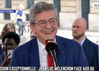 “Ta gueule en fait !” Un auditeur s'en prend à Jean-Luc Mélenchon, carton d'audience pour Les Grandes gueules 6 “Ta gueule en fait !” Un auditeur s'en prend à Jean-Luc Mélenchon, carton d'audience pour Les Grandes gueules “Ta gueule en fait !” Un auditeur s’en prend à Jean-Luc Mélenchon, carton d’audience pour Les Grandes gueules
