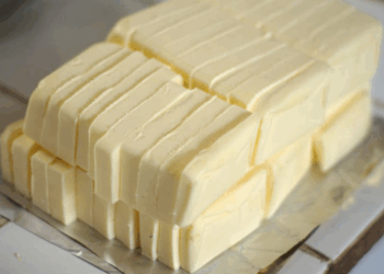 Après Leclerc, deux nouveaux beurres vendus chez U et Auchan rappelés à cause de la listéria 1 Après Leclerc, deux nouveaux beurres vendus chez U et Auchan rappelés à cause de la listéria Après Leclerc, deux nouveaux beurres vendus chez U et Auchan rappelés à cause de la listéria