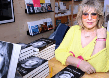 « Une période un peu compliquée » : Laurence Boccolini évincée des Enfants de la télé