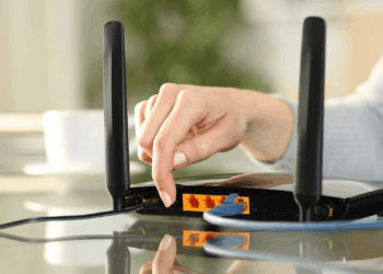 Mon voisin utilise mon réseau Wi-Fi : comment l&rsquo;en empêcher et le bloquer définitivement ?