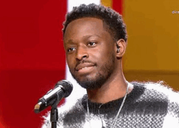 Dadju gifle un fan en plein concert, la vidéo fait beaucoup de bruit sur les réseaux sociaux