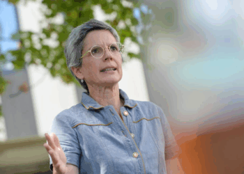 Sandrine Rousseau « n&rsquo;en a rien à péter » de la rentabilité des agriculteurs: « Elle est dans l&rsquo;outrance »