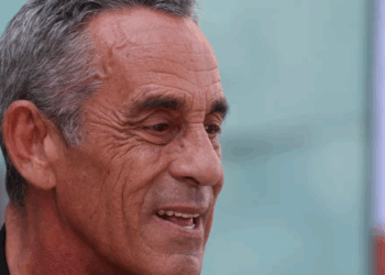 « Chers amis, chers ennemis » : que contient le très original faire-part de funérailles signé Thierry Ardisson pour ses obsèques ?