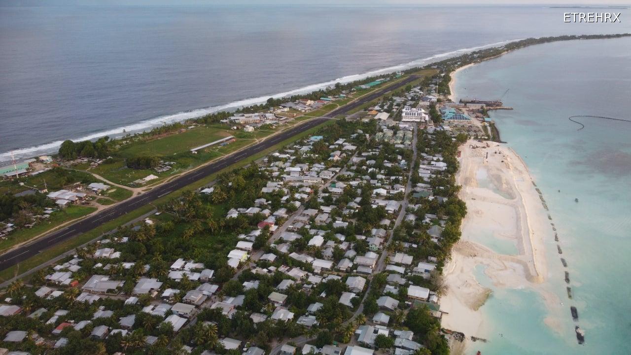 Tuvalu révèle son plan d'évacuation : "280 personnes par an vont quitter le pays pour..." 5 Tuvalu révèle son plan d'évacuation : "280 personnes par an vont quitter le pays pour..." Image d'illustration © ETREHEUREUX