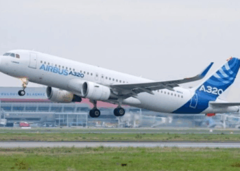 Deux Airbus A320, dont un à destination de Paris, se percutent sur le tarmac juste avant le décollage